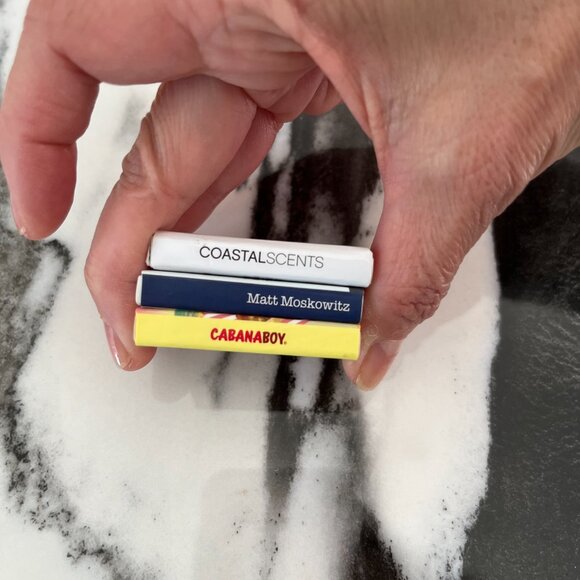 Unique Mini Eyeshadow/Blush Books - Travel Size - Never Been Used - Picture 4 of 7